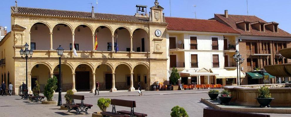 Apartamentos San Anton Villarrobledo Dış mekan fotoğraf
